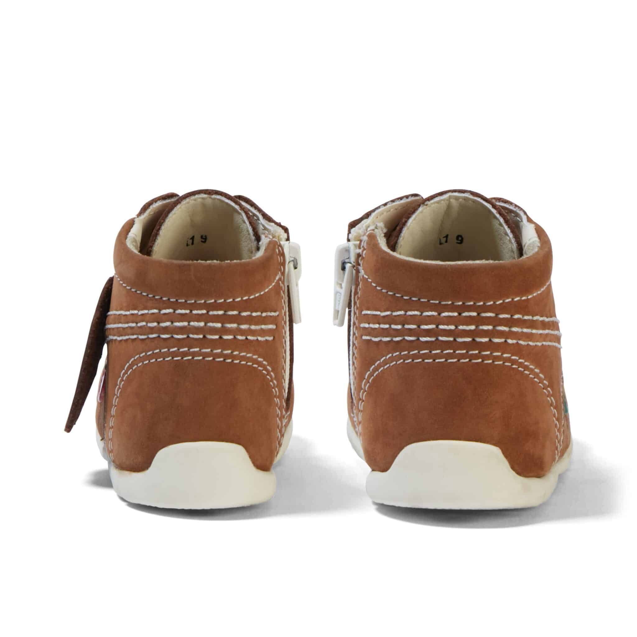kickers boys brown shoe boots back view