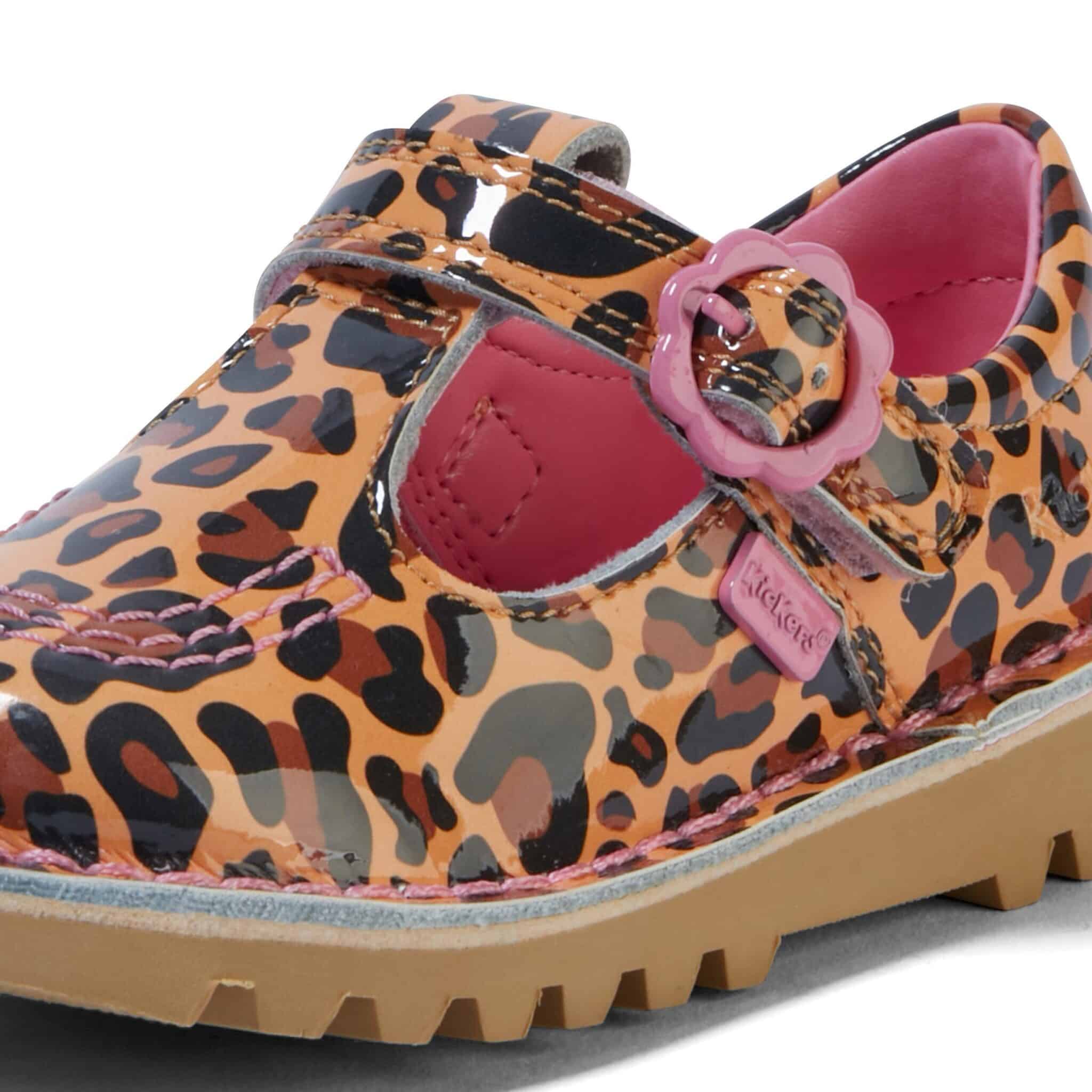 kickers kick t leopard patent girls shoes close up